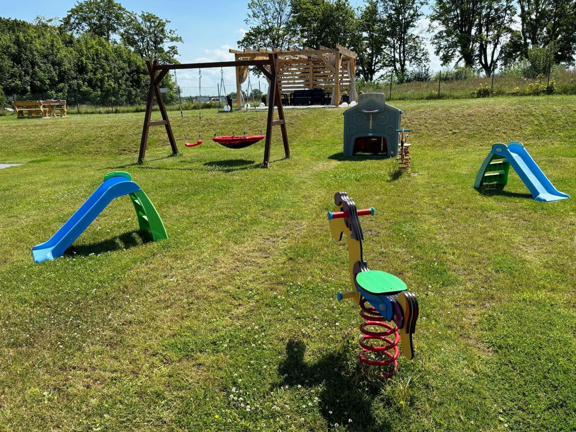 Apartamenty Pod Sosnami Sarbinowo Luaran gambar